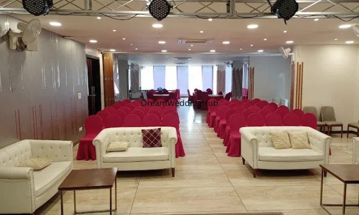 Utsav Hotel Rooftop Lounge